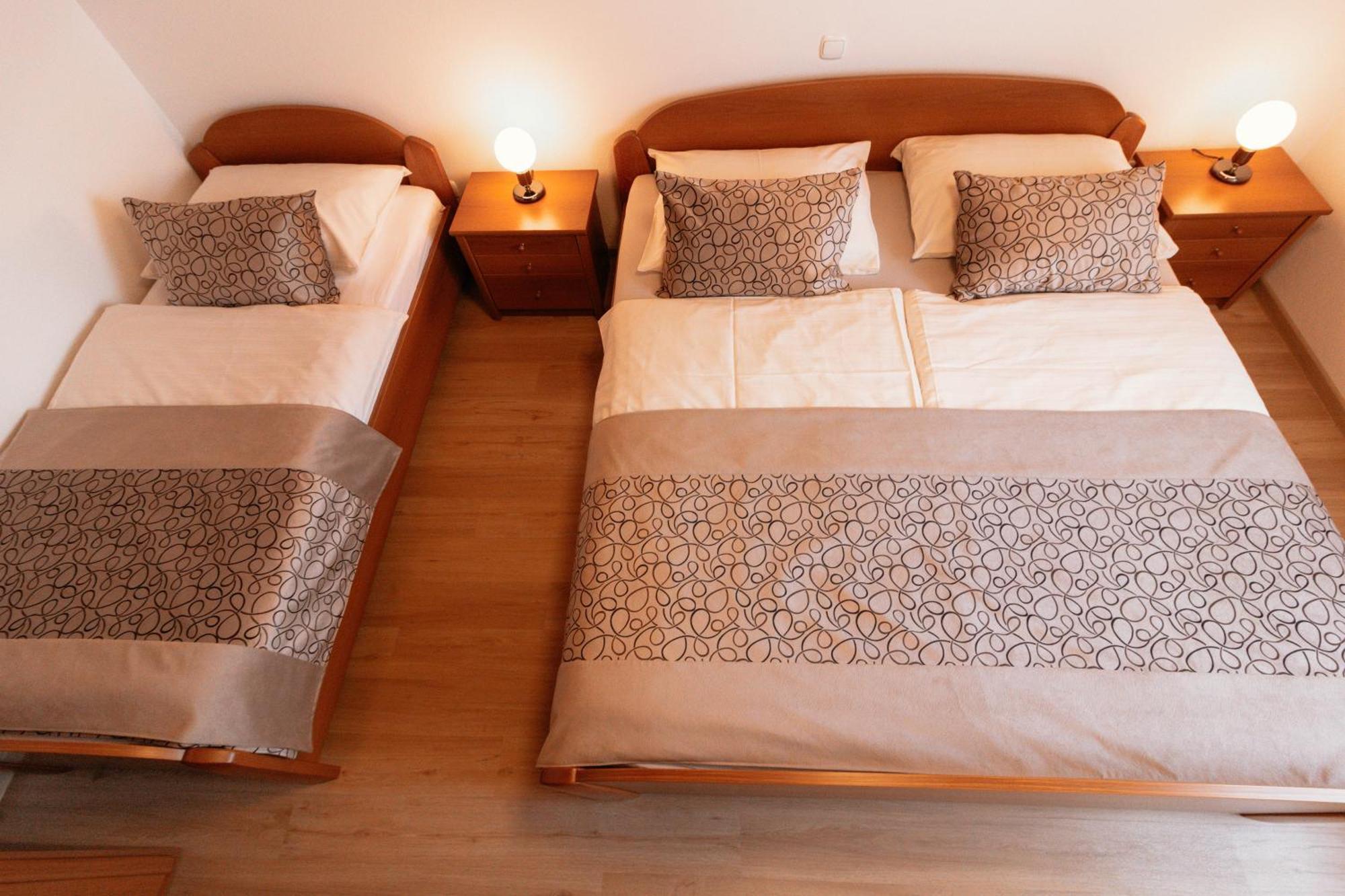 Apartments & Rooms Malej Bohinj Rom bilde